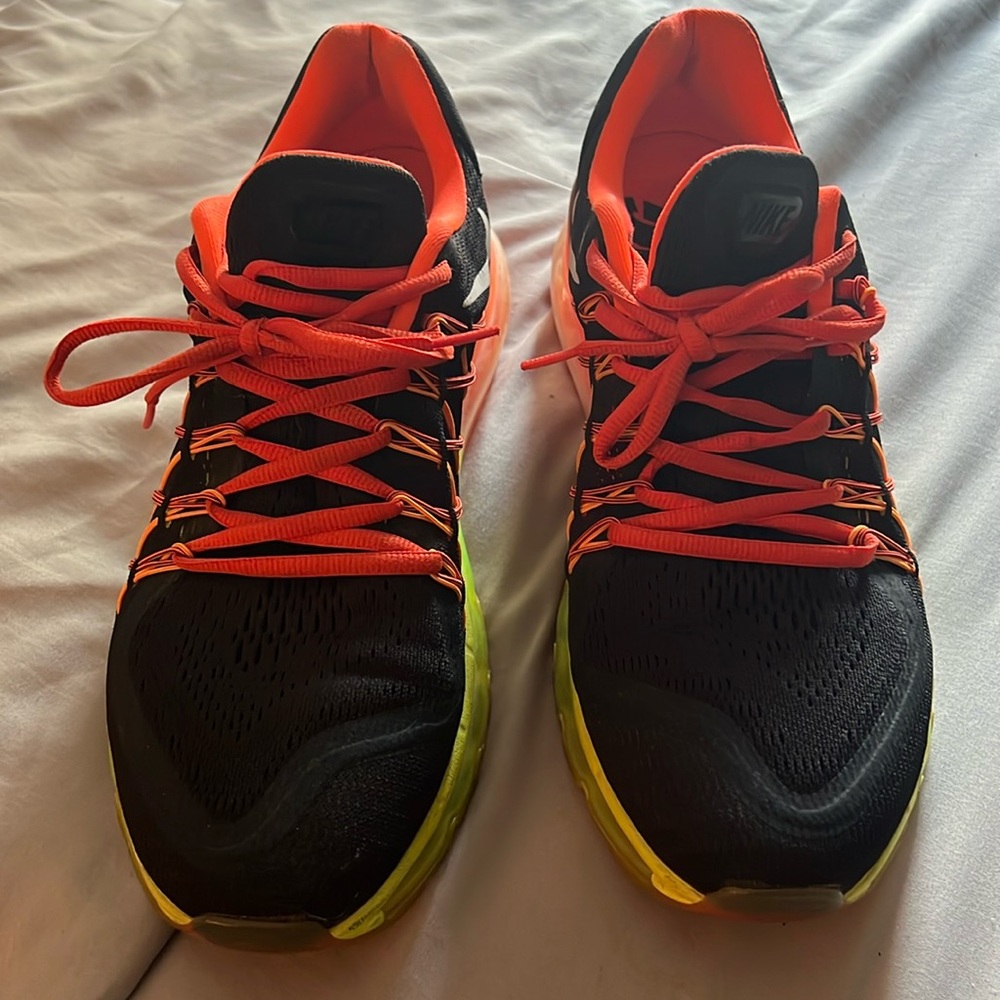 Nike air max black hyper volt crimson